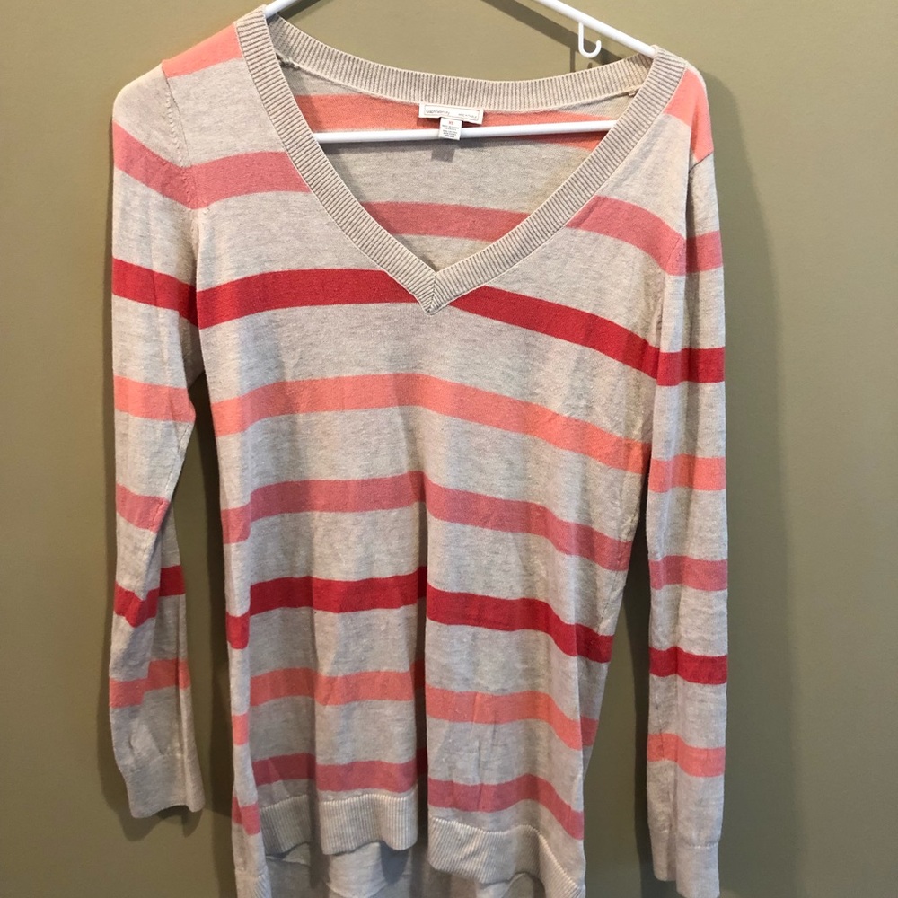Gap XS lightweight maternity sweater